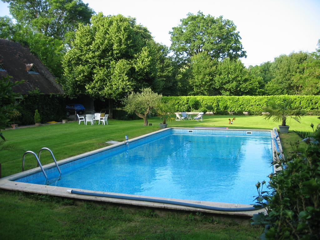 Bed and Breakfast Logis de la Paqueraie à Saint-Branchs Extérieur photo