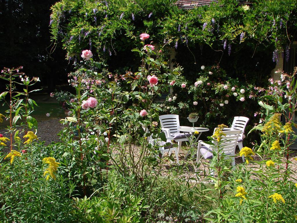 Bed and Breakfast Logis de la Paqueraie à Saint-Branchs Extérieur photo