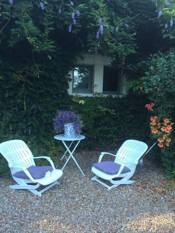 Bed and Breakfast Logis de la Paqueraie à Saint-Branchs Extérieur photo